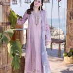 Hania Aamir Instagram - @qalamkar_ LUXURY LAWN for life! 😍 𝐏𝐫𝐞-𝐛𝐨𝐨𝐤𝐢𝐧𝐠 𝐬𝐭𝐚𝐫𝐭𝐬 𝐭𝐨𝐦𝐨𝐫𝐫𝐨𝐰 𝐚𝐭 𝟕𝐩𝐦 (𝐏𝐊𝐓). Love the intricate embroidery details and vibrant colors of this collection🫶🏻 Tomorrow at 7pm shop my favourite looks on www.qalamkar.com.pk before they runs out. 🤩 . Hair & makeup @iambabarzaheer #QalamkarXHaniaAamir #LuxuryLawn #SahilKinare #Chikankari #embroideredcollection
