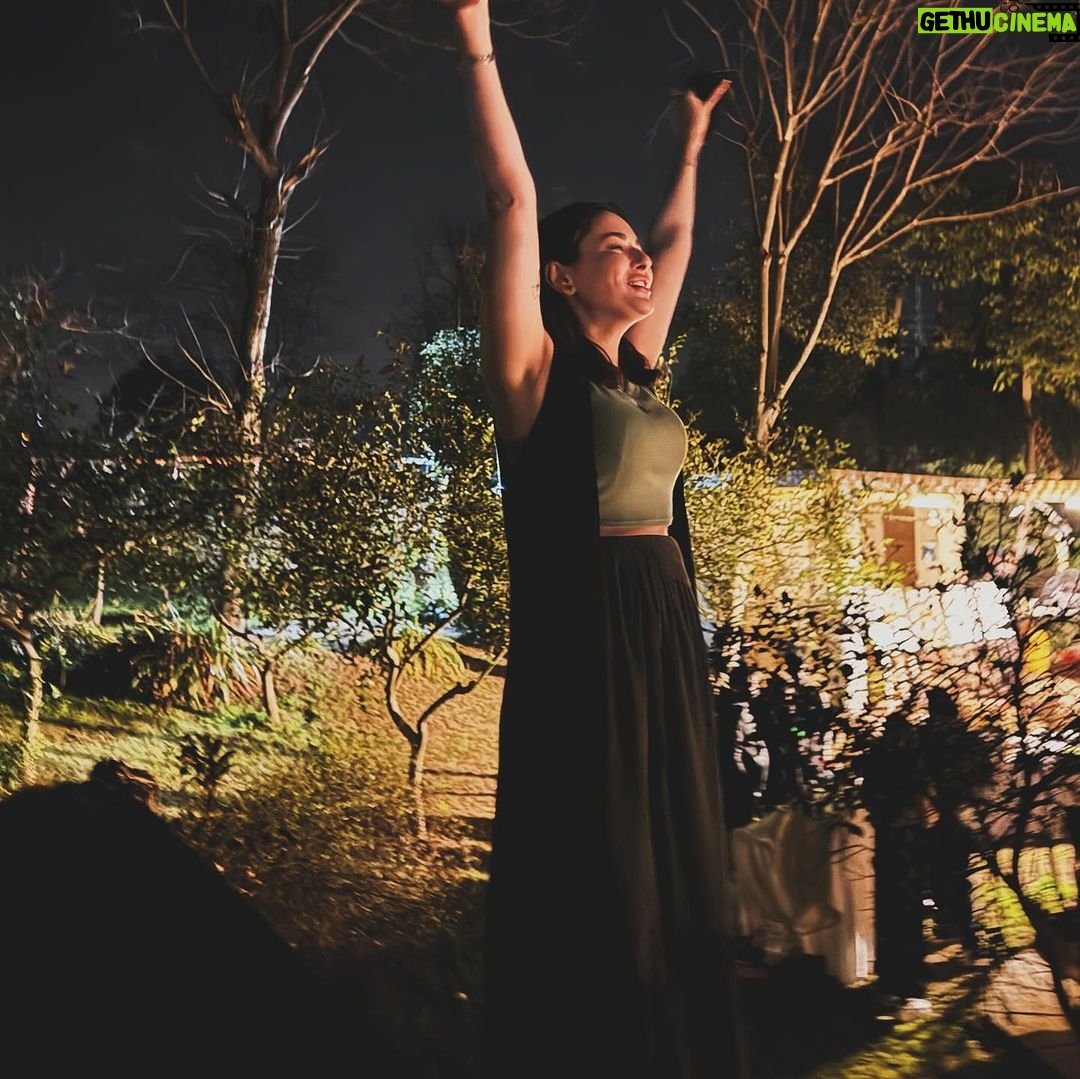 Hania Aamir Instagram - it was palentines for us// electrocutes// 14/02 Islamabad, Pakistan