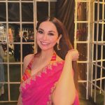 Hania Aamir Instagram – thank you to the stranger who took my pictures 🫂🫶
.
.
outfit @zarashahjahanbride 
jewels @sherezadjewellery