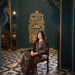Hania Aamir Instagram - Explore the exuberant splendour of ‘Fasana-E-Ishq’ – Asim Jofa’s Eid Luxury Lawn Collection! 🌹 @asimjofa #AsimJofa #IWearAsimJofa #FasanaeIshq #HaniaAamir #LuxuryLawnCollection #EidEdit #Unstitched #FestiveCollection #Embroidered