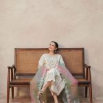Hania Aamir Instagram - Stitched Lawn by @jeem.official is now live🤎 Shop your favourite looks at www.jeem.pk #JEEM #JEEMLawn #HaniaAamir