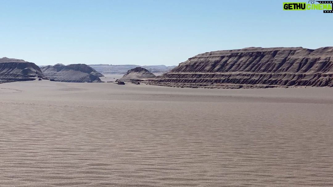 Hanie Tavassoli Instagram - دل به عشقت مبتلا شد خوب شد. #loutdesert ❤️