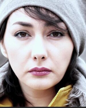 Hanie Tavassoli Instagram - چند سال پیش ها.
🤓
به درخواست دوست قدیمی😎