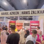 Hanis Zalikha Instagram - Terima kasih semua dan siapa lagi akan datang esok?? Jom jom jom ke @absolutbazaar di MITEC, Kuala Lumpur. Booth dibuka tanpa tutup sehingga Isnin pagi 😙
