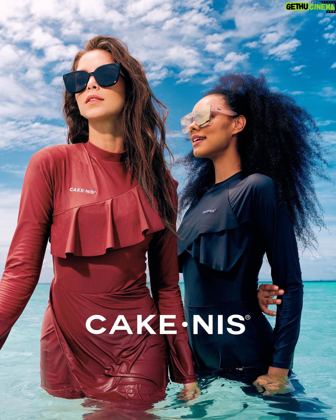 Hanis Zalikha Instagram - WFB. Work from beach. Thanks to Cakenis Swimwear blowing up on TT reaching to 5mil global views few days go. All this in the midst of us replacing the website and upgrading our international shipping 😅 But shout out to my team for being so proactive and so passionate. I wanted to chuck out the bag sebab ada laptop pastu charger berselirat plak dalam OOTD beach getaway. But I want to remember it like this— the reality is better! Let’s go Cakenis ✈️ @cakenis