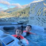 Hanis Zalikha Instagram - Good morning! Amboi sangat masing-masing breakfast by the hot tub 🤭 Queenstown, New Zealand