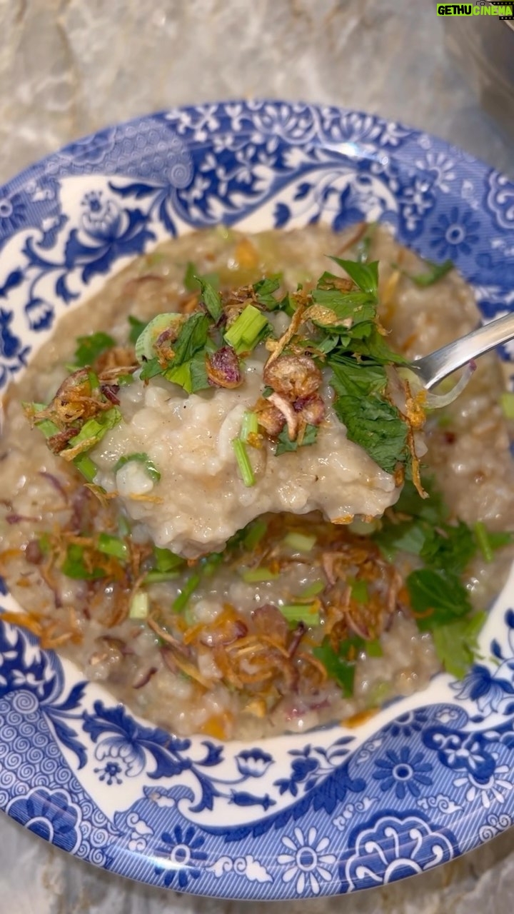 Hanis Zalikha Instagram - I love me some bubur lambuk.