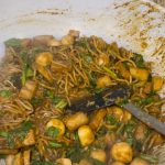 Hanis Zalikha Instagram - Resepi Mee Goreng Mamaknis. Omg baru tahu ada feature untuk convert terus instastory jadi reel 🥲 Terimalah… Always love cooking @mylovemasak