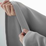 Hanis Zalikha Instagram - Kalau dah ada Telekung Suqainah, mesti tahu material DriChill dia yang sangat unique. Dengan Anti-Microbial feature, jadi tak kepam langsung. Kalau basah terkena air wudhuk, sangat cepat kering. Tough and stretchy too, tak senang terangkat time bergerak dan solat. Basically it’s cooler than cool! One of a kind telekung by @innersejuk .