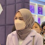Hanis Zalikha Instagram - Purple and proud 🧕🏻 Fun day out for my @vivyyusof @theduckgroup !