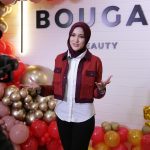 Hanis Zalikha Instagram - Selamat Ulangtahun Ke-5 Bougas Beauty! Tahniah dan moga terus terbang tinggi! Dengan ini anda boleh mendapatkan Bougas Beauty Limited Edition Red Box yang padat dengan barangan menarik, boleh tengok senarai produknya dekat @bougasbeautyhq 🥰😍