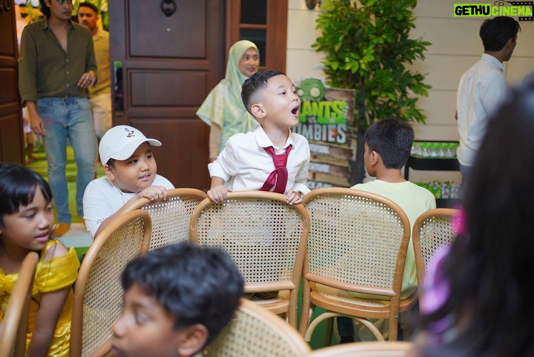 Hanis Zalikha Instagram - Moments of celebration captured by @azmwhb ❤️