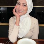 Hanis Zalikha Instagram - Thanks for celebrating me, my clingy-cannot-duduk-jauh boyfriend. Paling rajin melayan foodie girl dia ni walau kena makan makanan Fear Factor 🤭🥳 Terima kasih Allah atas tahun yang bermakna, alhamdulillah syukur nikmat.