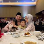 Hanis Zalikha Instagram - Sekejapnya masa berlalu, satu moment lunch terakhir sebelum Ramadhan, satu moment lain berbuka puasa bersama, and the next, semua dah pulang ke gagang menunggu anak bulan 🥹 MasyaAllah alhamdulillah kasih sayang bersama keluarga HBSB yang tak pernah putus. Terima kasih Allah terbitkan rasa hati yang lapang dan saling berbaik ❤️