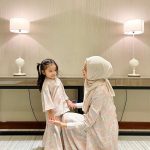 Hanis Zalikha Instagram - Before I had a daughter, I have envisioned all the matching outfits and mini duplicate of my ootds with my princess and wondering why aren’t more moms doing it? Now I have a daughter and I wonder no more — it’s just too much work. So I thank brands that makes a set like this 😂 Outfits by @mimpi_kita .