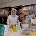 Hanis Zalikha Instagram - Baked gluten-free bread for our kids and in the end Yusuf gave it a bolehlaah . Textured like a freaking cake 😂 We’ll stick to our fluffy loaf.