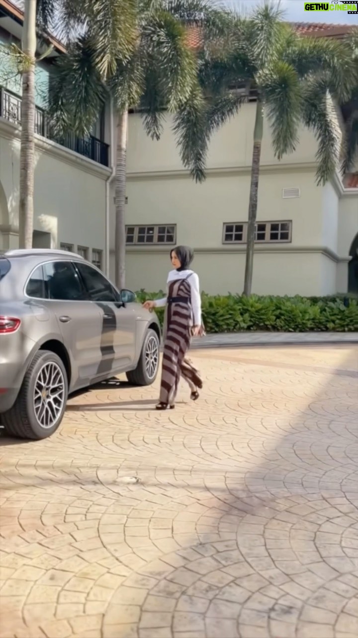 Hanis Zalikha Instagram - Letβs get ready with me π Quality taste of life, I have my say @vanzo_official VANZO New Generation Sterilising Healthy Air Refresher, my primary choice of refreshing fragrance for cars and homes. You can get yours on their official store (https://www.vanzoasia.com/vanzo-gentleman-goddess-series) and get 10% off for all VANZO products with the promo code HANISZALIKHA from 17 December 2021 until 20 December 2021. Go and get it now π #VANZONewGenerationHealthyAirFreshener #pewangi #duosiriuntukrumahdankereta #carperfume #gentleman #goddess #blackcode #whitemuskandrose