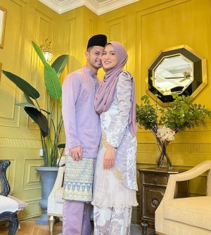 Hanis Zalikha Instagram - Raya Album 2022.

#HairulHanisAidilfitri