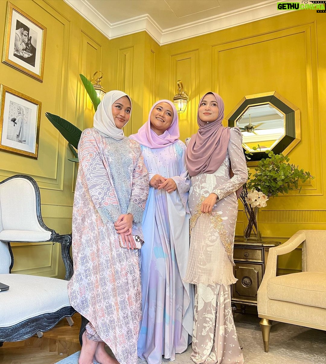 Hanis Zalikha - 125.2K Likes - Raya Album 2022.
#HairulHanisAidilfitri