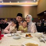 Hanis Zalikha Instagram - Sekejapnya masa berlalu, satu moment lunch terakhir sebelum Ramadhan, satu moment lain berbuka puasa bersama, and the next, semua dah pulang ke gagang menunggu anak bulan 🥹 MasyaAllah alhamdulillah kasih sayang bersama keluarga HBSB yang tak pernah putus. Terima kasih Allah terbitkan rasa hati yang lapang dan saling berbaik ❤️