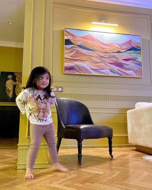 Hanis Zalikha Instagram - Excuse me miss