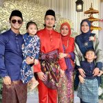 Hanis Zalikha Instagram - Majlis Kenduri Kahwin Menerima Menantu. From the whatsapp group planning, to the whiteboard, to the excel sheet and finally to this, we did it! Happy to welcome our new family member, Nina ♥️