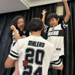 Hanis Zalikha Instagram - Anak-anak founder baru merasa baju Malead Black Rose @ma.lead . Nasib baik dapat sebelum live Tiktok esok. True story, first release tu I had to battle for kiriman family and friends. It was nerve wrecking 😭 I remember they were supposed to go live at 9pm so they tested the beg kuning 5minutes earlier, zap 9.02pm semua benda habis. Takde benda nak jual pastu hos berdua tercongok scared. What a moment 🤣🤩 Anyway, untuk yang nak saiz budak-budak lebih kecil dari 4tahun, saya dah pujuk2 bos Malead. Hihi. Kita tengok esok berjaya ke tak. Siapa suka baju @ma.lead komen di bawah 🌹 LIVE Khamis 9pm esok.
