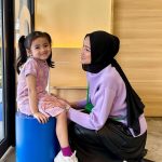 Hanis Zalikha Instagram - I can’t believe my youngest baby is no longer a toddler. We hugged so tight and she was asking me why I was crying. I told her I will miss my little chubby cheeks toddler Alisa who mispronounced words and chased me around the house. Ish my bestfriend nih!