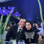Hannah Delisha Instagram - A beautiful bulan dan bintang night. Love and blessing always to both of you @meripergibulat 🌕✨ Dressed in @rizmanruzaini #manjegotmeried