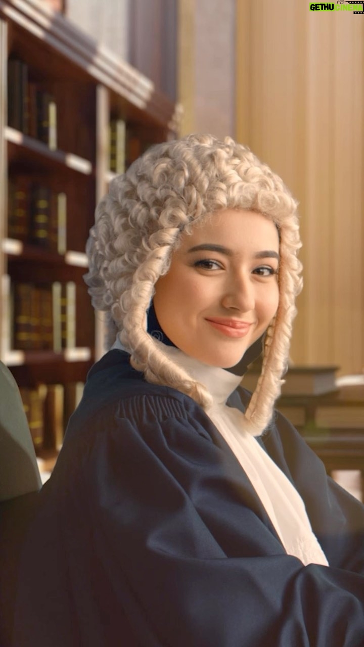 Hannah Delisha Instagram - Honestly, berlakon dalam TVC @bulanbintanghq ni best sangat. What an experience! Finally, TVC Raya Macam Star is out now yeayyy! Korang semua kena tengok tau & Hannah harap cerita ni dapat menangi hati korang semua π Btw, sebenarnya cucu Mek Tom ni kerja apa? hehehehe Lepas tengok tu, jangan lupa repost & tag Hannah kat IG π