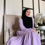 Hannah Delisha Instagram - Ramai yang tanya Aleya pakai tudung sarung brand apa? I’m wearing @sigadistya 🤍 Happy shopping! #andaiitutakdirnya