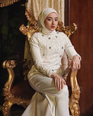 Hannah Delisha Instagram - Are you ready for #AndaiItuTakdirnya ?
Jumpa Aleya malam ni💔

Setiap Isnin-Khamis, 10pm di Astro Ria dan Astro Go.