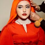 Hannah Delisha Instagram – Where’s the Big Bad Wolf?🤭
#KLFW2022 for @aliabastamamkl ♥️♥️

Dressed in @aliabastamamkl 
MUA: @austouxh 
Hijab Styling: @hijabstylingbylisa
📷: @raydhauddin