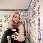 Hannah Delisha Instagram - how to 🤳