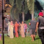 Hannah Delisha Instagram - Raya Terbaik MV look and some bts.✨ Been a pleasure to collab with two talented ladies.🤍 @sophialiana @dayangsayangkamu @universalmusic_my P.S. photo was taken at 4.36am, baru bangun tidur🥲 #rayaterbaik