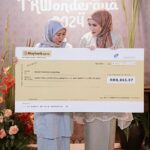 Hannah Delisha Instagram - Ambassador for TR Wonderaya 2024✨ Congratulations @tudungruffle @nononesss 🤍 #withloveandgratitude #TRWonderaya2024