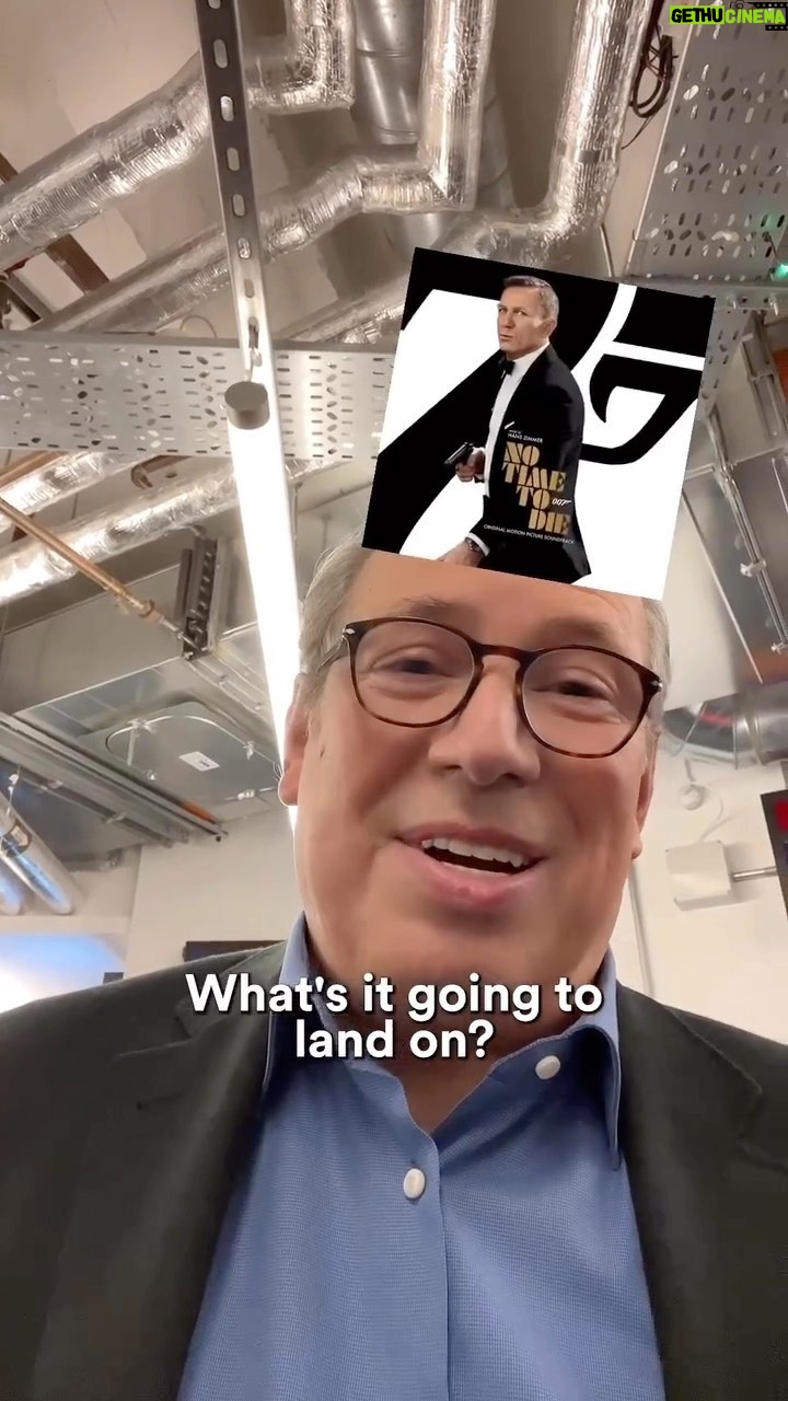 Hans Zimmer Instagram - Daniel Craig, @Steve_Mazzaro and I send our apologies!! #Bond25 @007 🎥: @thejonathanrossshowofficial
