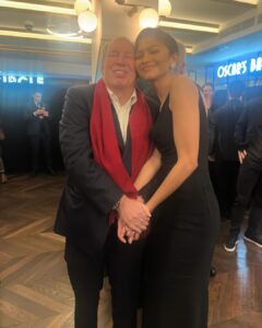 Hans Zimmer Instagram - #DuneMovie World Premiere… Part Two!! 😂 What fun to see the whole @dunemovie team in London!