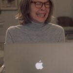 Hans Zimmer Instagram - It’s been 20 years since the premiere of #SomethingsGottaGive, and this @diane_keaton scene has to be one of the most iconic crying moments in cinema! Time flies, @nmeyers… Video credit: @paramountplusau