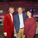 Hans Zimmer Instagram – It’s always fun to see @BillieEilish and @Finneas, but it’s even more fun to present a #VarietyHitmakers award to them for Film Song of the Year!! 🎶 They won the award for #NoTimeToDie which — no big deal —  they also won a GRAMMY for too. Loved seeing you both!!