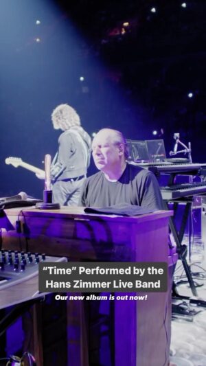 Hans Zimmer Instagram - The day is finally here and my new @HansZimmerLive double album is now available! It features newly arranged suites from some of your favorite soundtracks played by the spectacular #HansZimmerLive band. Dare I say it rocks... and rolls! 🎸🥁 🎹 
Listen to the album from @sony.classical at the link in bio.