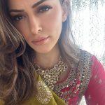 Hansika Motwani Instagram - Wearing happiness, one Indian outfit at a time. 🤍 • • • Outfit:- @shivaliahmedabad Pr:-@vblitzcommunications