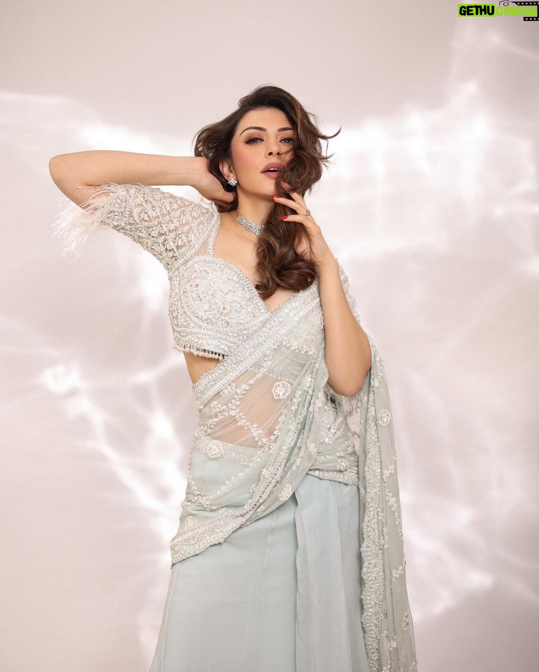 Hansika Motwani Instagram - Trailer launch ready 💥 • • • Outfit: @nitikagujralofficial Jewellery: @karnikajewelshyd Stylist - @niru05_raghupathy Styling Team: @ipshitaa.arora @sunandini_vijjagiri @saigopalchikkala_cine_costumer Photographer: @pranav.foto Hmu - @sankpalsavita @rupeshryadav