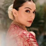 Hansika Motwani Instagram - #promotion ready 💥 #guardian releasing March 8th • • • Styled by: @niru05_raghupathy Outfit: @raw_mango Jewellery: @suhanipittie Photography:@theaaronobed Hmu: @rupeshryadav @rachaelstylesmith @saigopalchikkala_cine_costumer @rekha1210