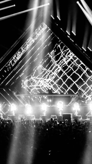 Hardwell Instagram - Proud to have remixed this classic dance floor anthem by the legends @bennybenassi vs. @davidguetta with future legend @maddixmusic. SATISFACTION - OUT NOW!!