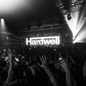 Hardwell Instagram - What an amazing weekend!! Played Portugal, Spain and Italy in just 48 hours.. Thanks @flyblackjets for making it happen! 🛩️🙏🏼