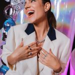 Hariany Almeida Instagram - Não tenho nem palavras pra expressar minha gratidão a @theofficialpandora por ter me convidado pra fazer parte desse carnaval. Foram dias maravilhosos e de muita energia positiva. Amei cada momento ao lado desse time lindo, cada experiência compartilhada e cada detalhe planejado com tanto carinho. Mal posso esperar para repetir essa experiência incrível junto com vocês! 💍💎🩷 #PandoraInRio #PandoraSquad24 #PandoraTakesRio