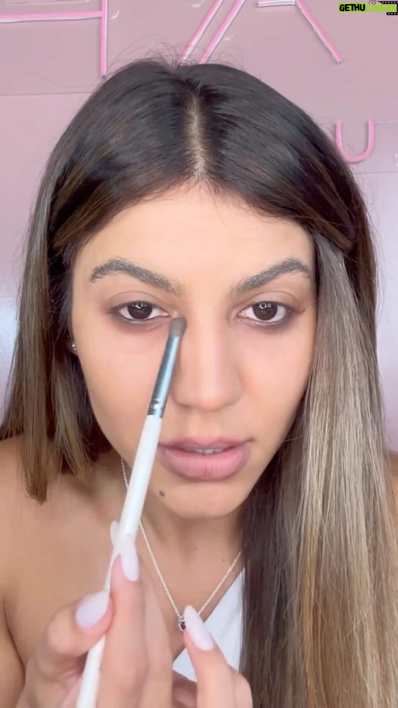 Hariany Almeida Instagram - Messy girl makeup 🖤 O que acham?
