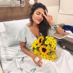 Hariany Almeida Instagram – Meus grudesss, passei por uma cirurgia para retirar as amígdalas, carne esponjosa e corrigir o desvio de septo. Estou me recuperando bem e em breve vou contar mais sobre todo o processo, tá??? Também quero agradecer por todas as mensagens carinhosas que vocês estão me mandando 🌻❤️ ahhh, eu contei mais sobre a cirurgia no meu canal do youtube, assistam lá! E eu quero saber se alguém aqui já operou disso, como foi a recuperação?? Me contem tudo! São Paulo, Brazil