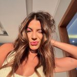 Hariany Almeida Instagram - Selfie para dar um respiro aqui no feed e pq vcs estão elogiando muito esse cabelinho ❤️